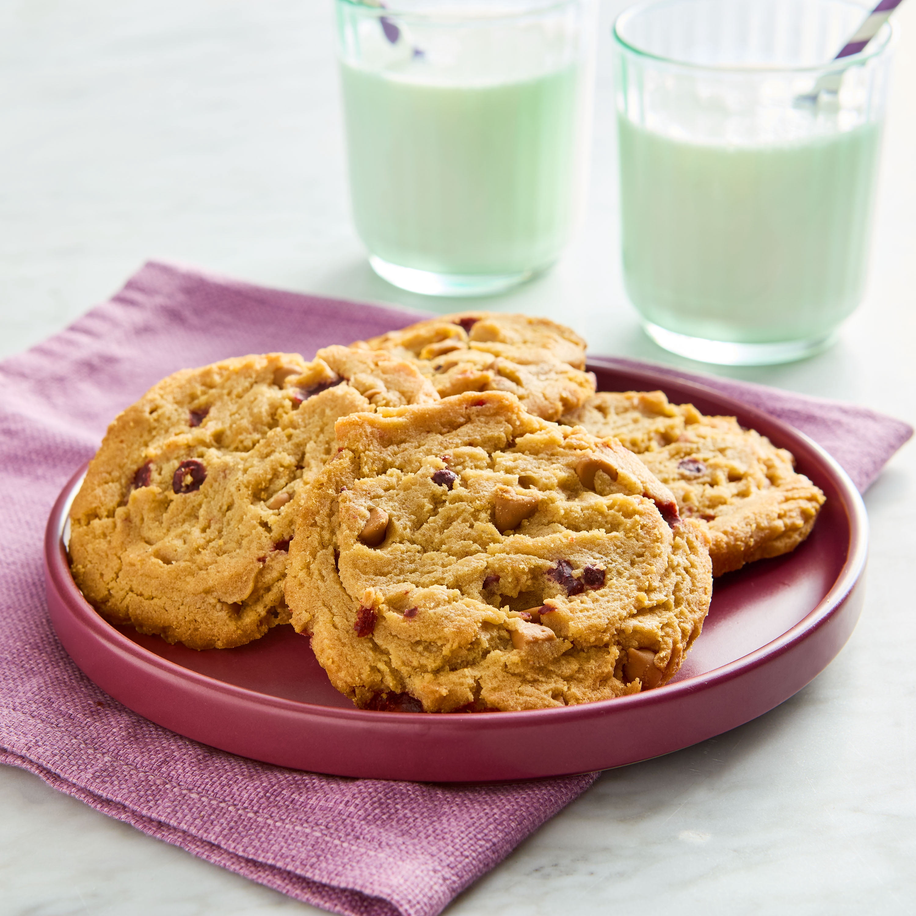 Marketside Peanut Butter & Jelly Baked Cookies made with Jif Peanut Butter, 13.5 oz, 6 Count