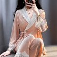 thumbnail image 4 of Pour Femmes Automne et Hiver Ensemble de Robe de Maison Dentelle Avancée Pyjamas Luxe Léger Velours Doré, 4 of 6