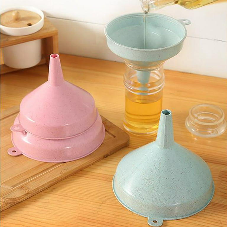 Kitchen Gadgets Utensils Set for New Home Apartment, Small Funnels for  Filling Bottles, Ice Scoops for Canisters, Vegetable Fruit Peeler, Sala  Tongs