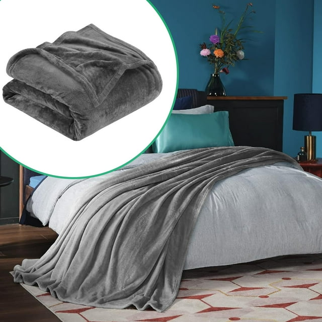 Cozival Couverture en Flanelle Peluche Légère, Jeté Réversible Ultra Doux et Confortable pour Sofa, Lit et Canapé, Lavable à la Machine pour une Utilisation Toutes Saisons, Jeté Réversible pour Sofa, Gris Foncé