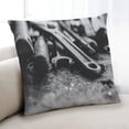 thumbnail image 1 of Ahgly Company Outils Coussin d'Intérieur, 18 Pouces par 18 Pouces, 1 of 6