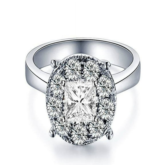 Luxurious Engagement ring 0.83 Carat Princess Cut Diamond on 10k White Gold