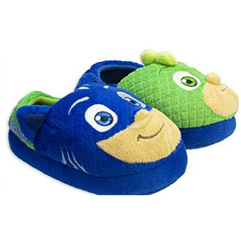 Cat deals boy slippers