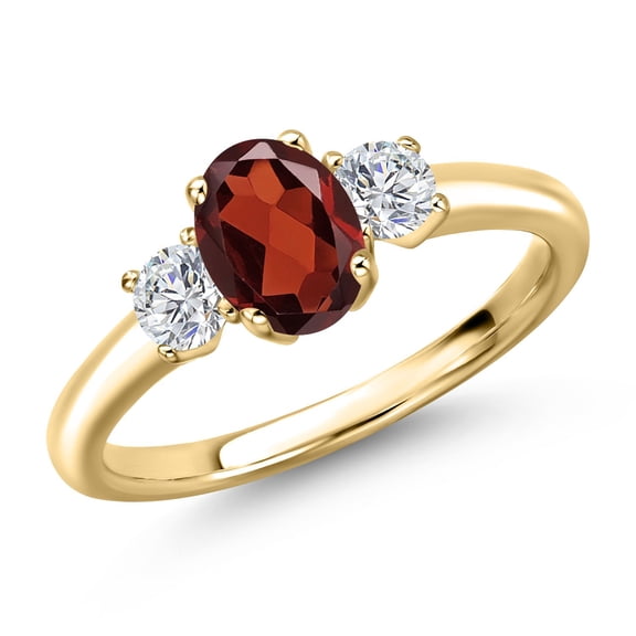 Gem Stone King 10K Yellow Gold Red Garnet and Lab Grown Diamond Engagement Ring for Women | 1.21 Cttw | Oval 7X5MM | Gemstone January Birthstone | Size 5