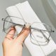 thumbnail image 1 of Gafas de lectura antiluz azul para presbicia, lentes de alta definición para hombres y mujeres, montura transparente a la moda, 2023, 1 of 4