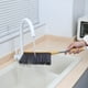 thumbnail image 5 of Cepillo para Cama con Mango Largo y Cerdas Suaves | Herramienta de Limpieza Ligera de Plástico para Camas, Sofás y Tapicería | Elimina El Polvo de Las Esquinas Fácilmente Accesible | para Usar En El, 5 of 6