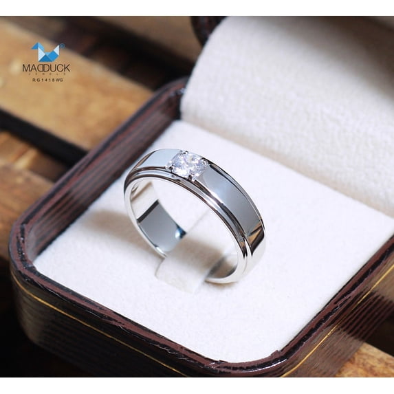 0.35 Cts Cubic Zirconia / Sterling Silver 925 Ring / Rhodium plated Nickel-Free / MadDuckJewels RG1418 / Thailand Jewelry