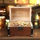 thumbnail image 4 of Alcancía de madera retro con forma de cofre del tesoro, caja de madera pequeña antigua, alcancía decorativa, caja de almacenamiento para ahorrar dinero, regalo de boda, decoración del hogar, 4 of 5