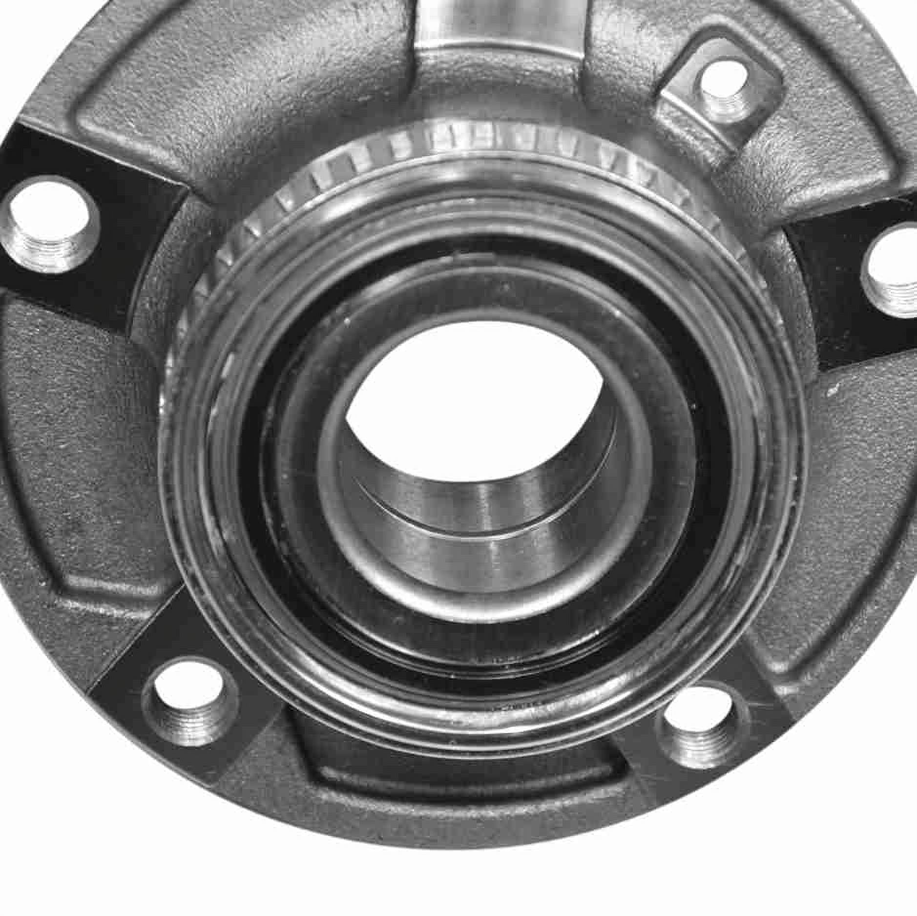 GSP 274125 GSP New Wheel Bearing and Hub Assembly Fits select: 2000-2001 BMW Z3, 2001-2006 BMW 325