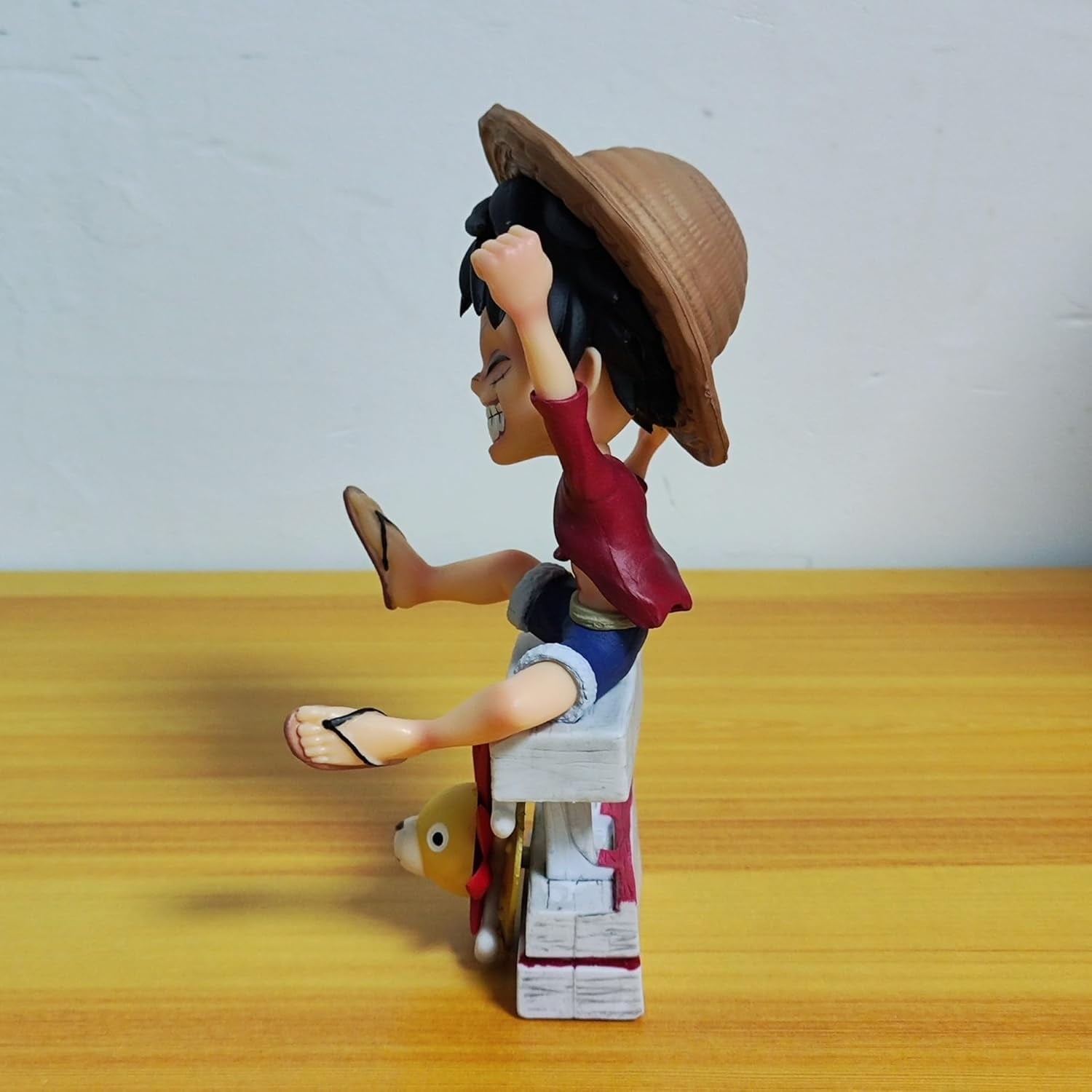 Newly Luffy Figure Sitting Q Version Hat Monkey D. Luffy Anime Figures 16cm/6.3inch Handmade PVC Cartoon Character Model Decoration Craft Gift