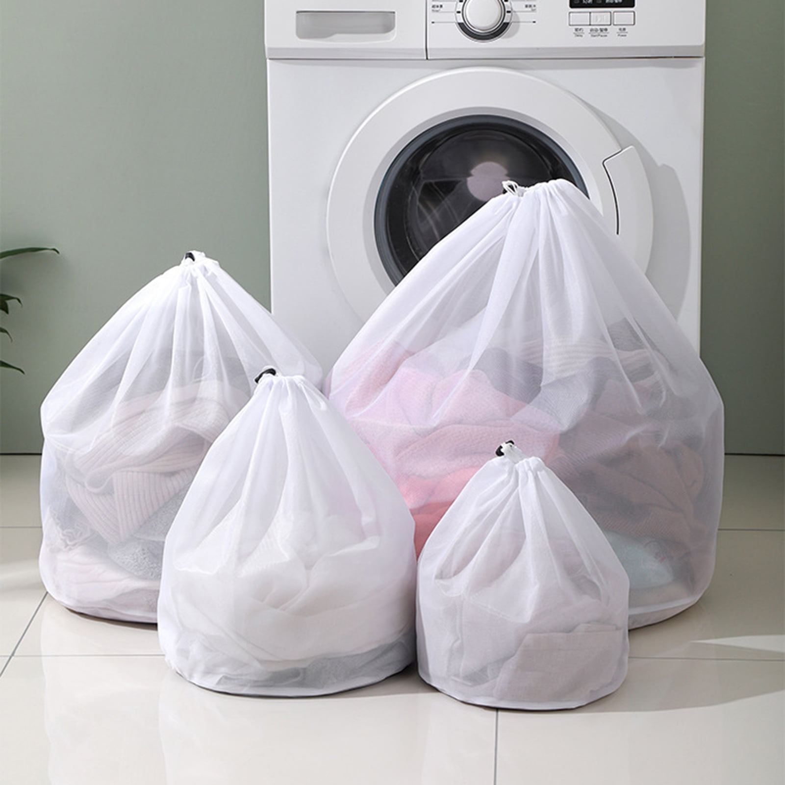 How to Wash With Laundry Bags