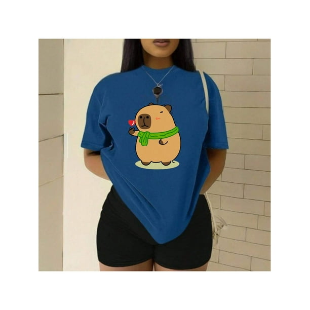 Playera Blusa De Capybara Enviando Un Corazon Ropa Chic Capibara Color Azul Talla Mediana Marca Emil SaEs