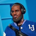 thumbnail image 3 of Barbie Signature Lebron James Kenbassadors Poupée de Collection avec Bomber Universitaire Tenue & Accessoires Incluant Écouteurs, Lunettes de Soleil, & Plus, 3 of 6