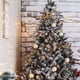 thumbnail image 4 of Árbol de Navidad Nevado Pino Artificial 1.80M Frondoso + Guirnalda De 250 Luces LED 25M Skygreen
 blanco, 4 of 4