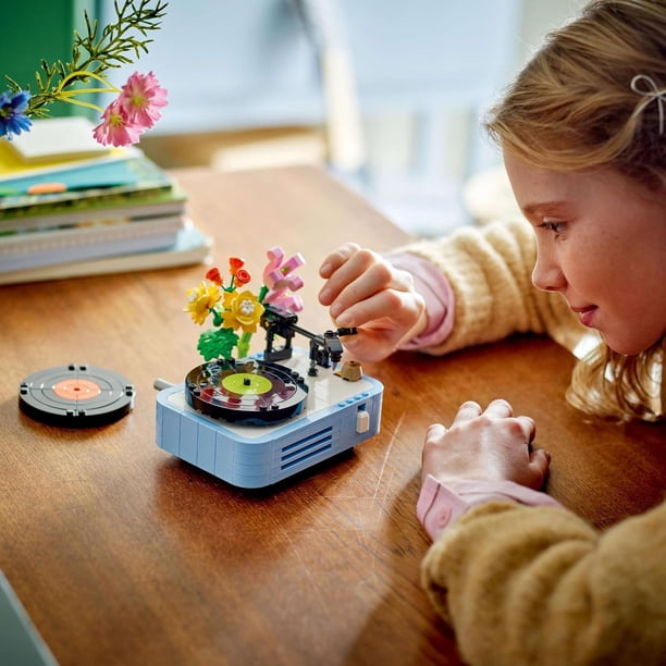 LEGO, Record Player with Flowers, 366 Pieces, 3 in 1 Building Set
