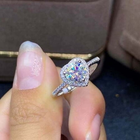 Moissanite Ring 1.50 Cts Heart Shape VVS1 Brilliant Cut Ring, Anniversary Gift, Women's Ringï¼ŒHalo Engagement Ring Gift ,Promise Ring