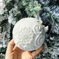 thumbnail image 1 of Fiudx Adorno Navideño de Bola, Diseño Irrompible, Acabado Brillante, Perfecto para Árboles y Coronas, Decoración Navideña Versátil, Bodas, Aniversarios, 14 X 11 Cm, Juego de 1 Pieza., 1 of 2