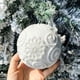 thumbnail image 1 of Adorno navideño de bola con perlas brillantes para colgar en interiores y exteriores, ideal para fiestas, bodas, Halloween, Acción de Gracias y San Valentín., 1 of 2