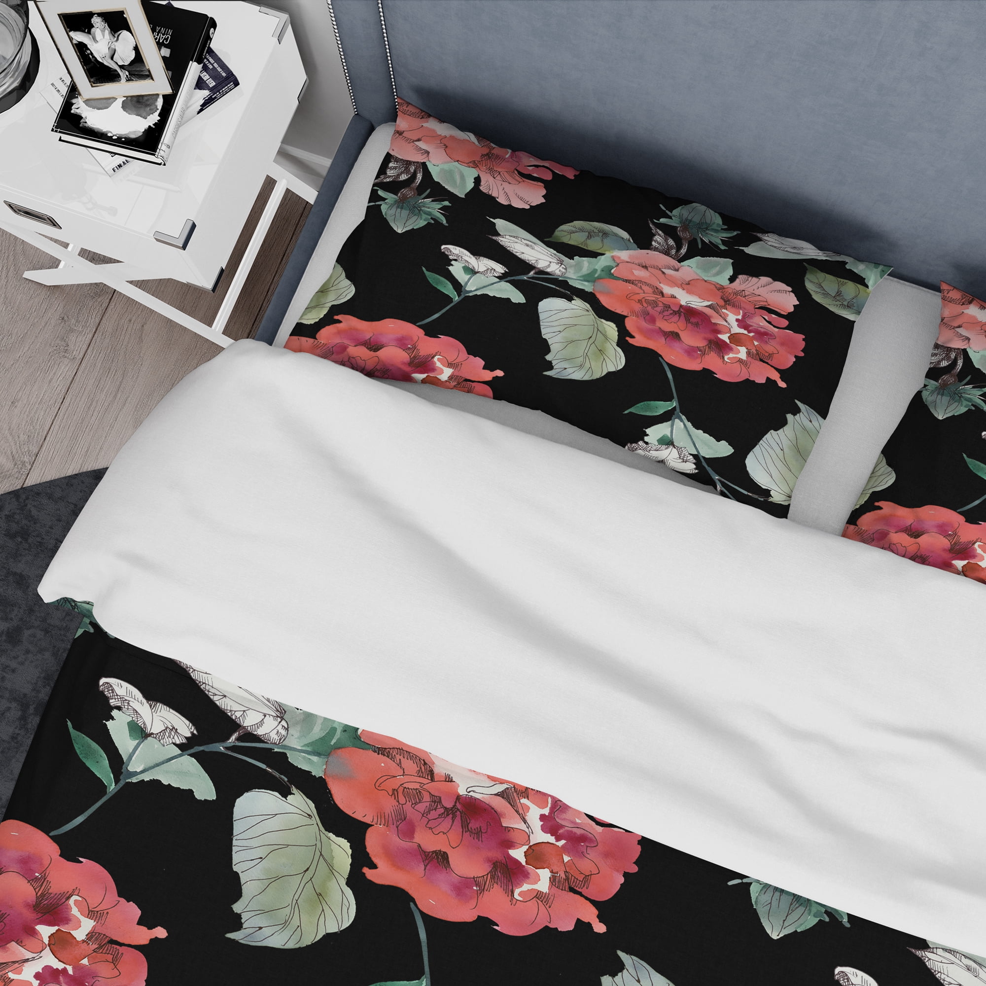 Designart 'Red Rose in Black Background' Traditional Duvet Cover Set