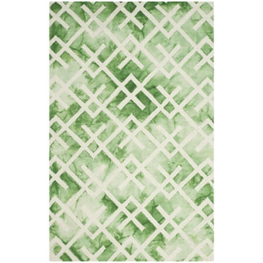 SAFAVIEH Dip Dye Seanna Distressed Area Rug, Green/Ivory, 5' x 8'