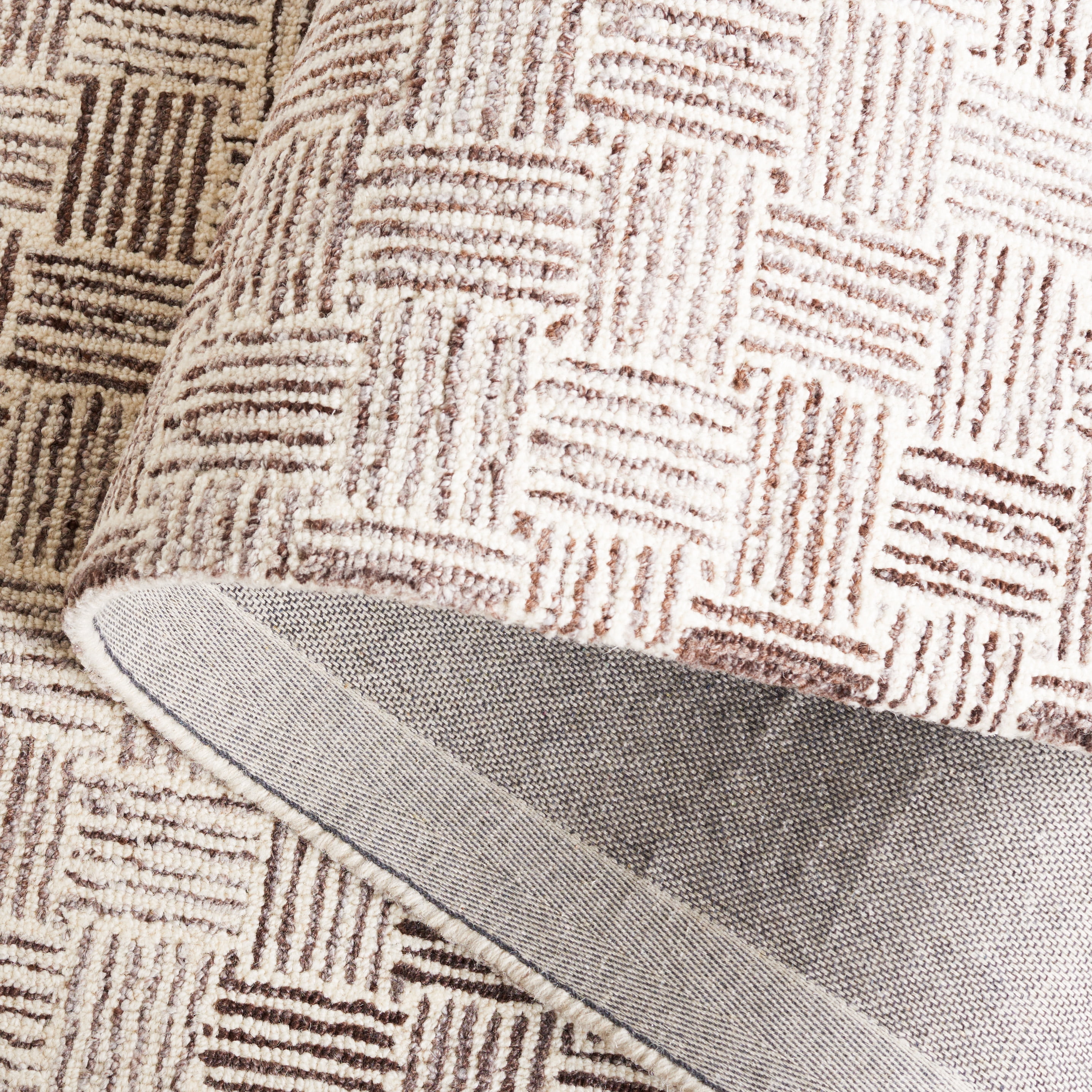 SAFAVIEH Micro-Loop Charlotte Solid Area Rug, Brown/Ivory, 3' x 5'