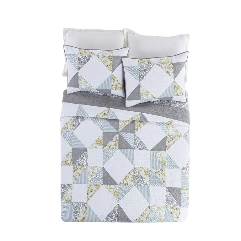Mary Jane Farm Gray Triangles Cotton Quilts, Queen