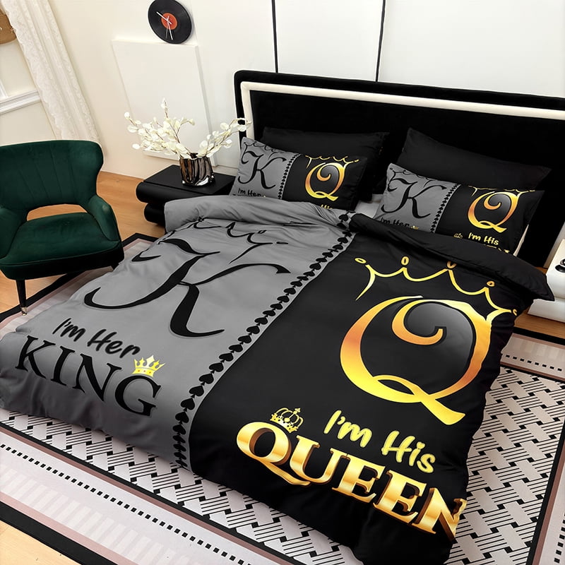 3PCS Duvet cover Set The soft (1 Duvet cover + 2 Pillowcases without Pillow covers), Features high-definition digital printing of crown and letter patterns in a stylish black and gray color scheme.