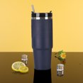 thumbnail image 4 of Botella Deportiva Con Aislamiento Al Acero Inoxidable 20/30oz para Mujeres Y Hombres, 4 of 9