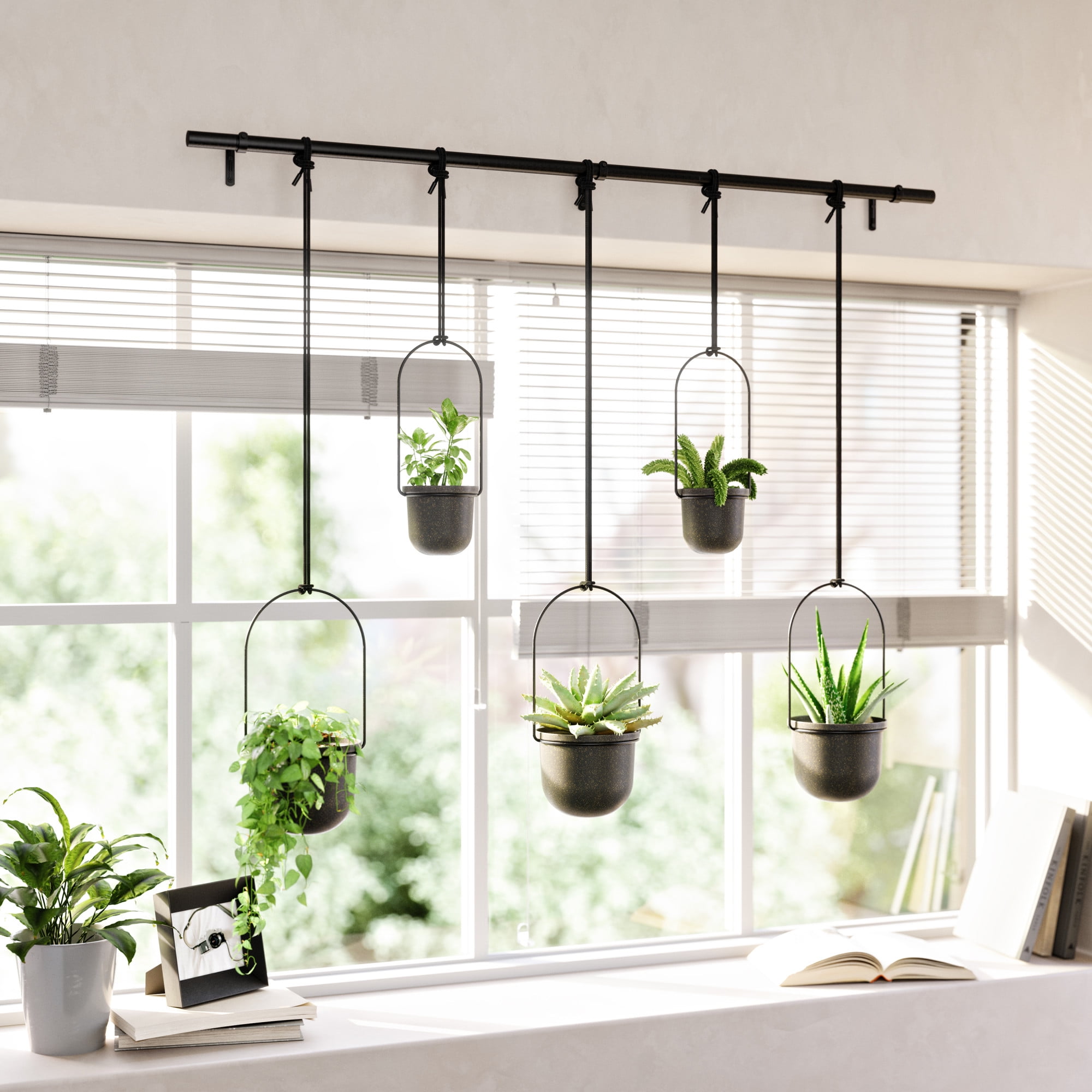 Umbra Triflora Hanging Planter Set of 5 Black