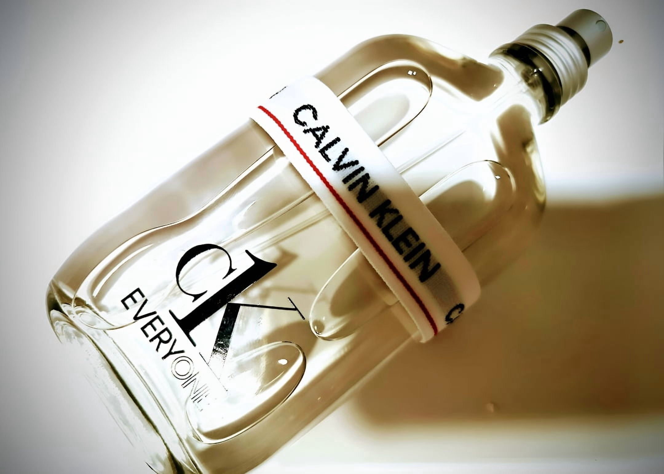 Calvin Klein Ck Everyone Eau De Toilette Spray 50ml/1.7oz