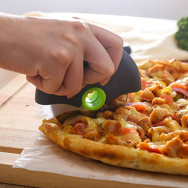 Couteau à Pizza à Rouleau Circulaire Gâteau avec Housse de Protection Amovible et Lavable Couteau à Gâteau en Acier Inoxydable Outils de Cuisine
