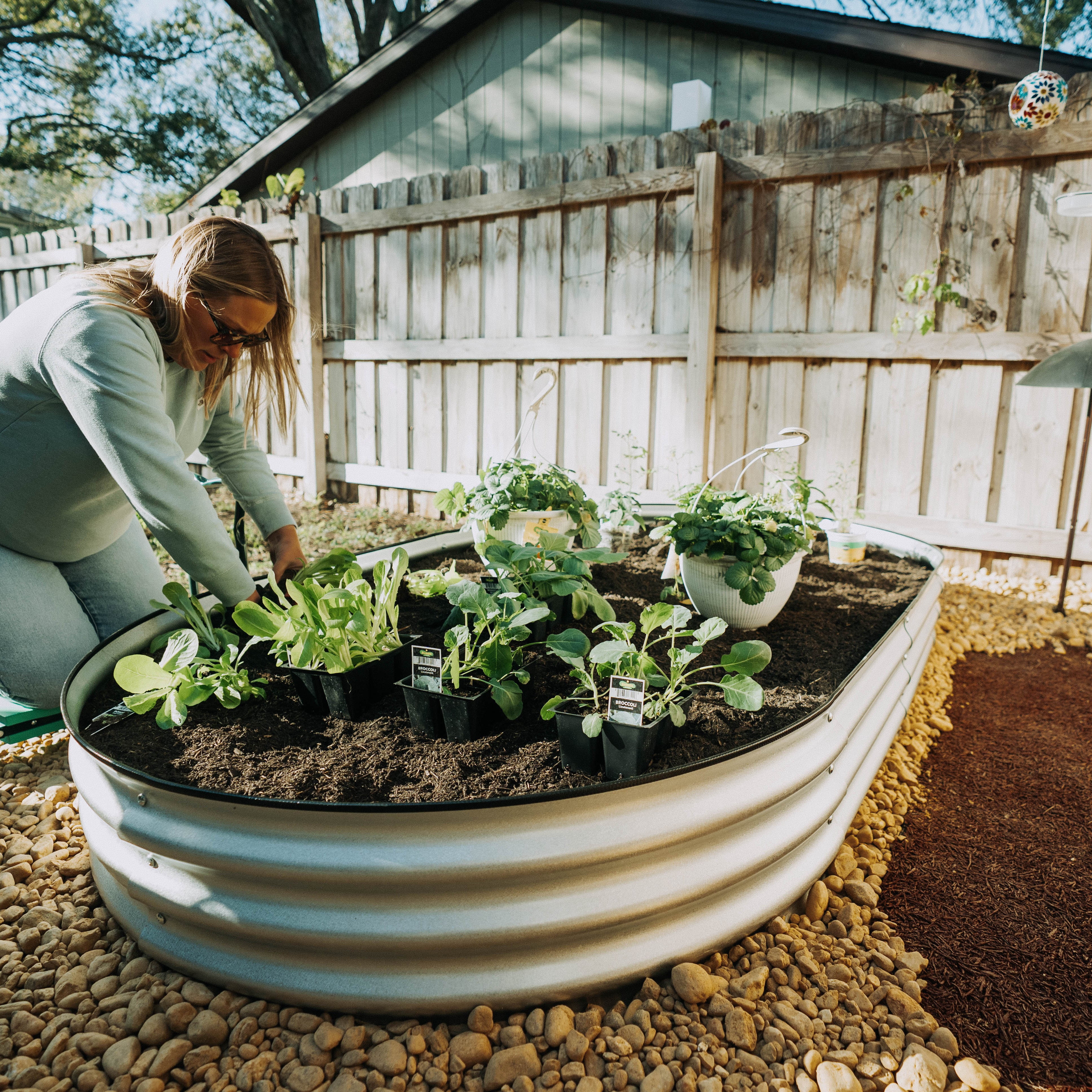 Backyard Expressions Home Galvanized Raised Garden Bed Kit 8x4x1ft, Planter Box Raised Garden Beds Outdoor, Easy Assembly Metal Raised Bed for Gardening Vegetables, Fruits, Flowers - Silver