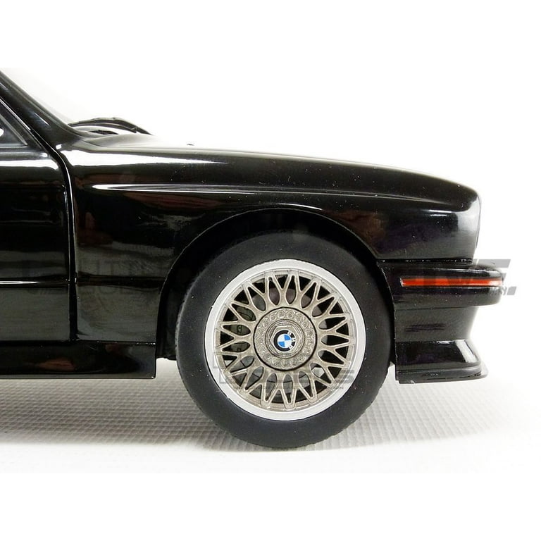 Solido voiture miniature de collection 1/18eme bmw e30 sport evo 1990 -  noir ZMOS1801501 - Conforama