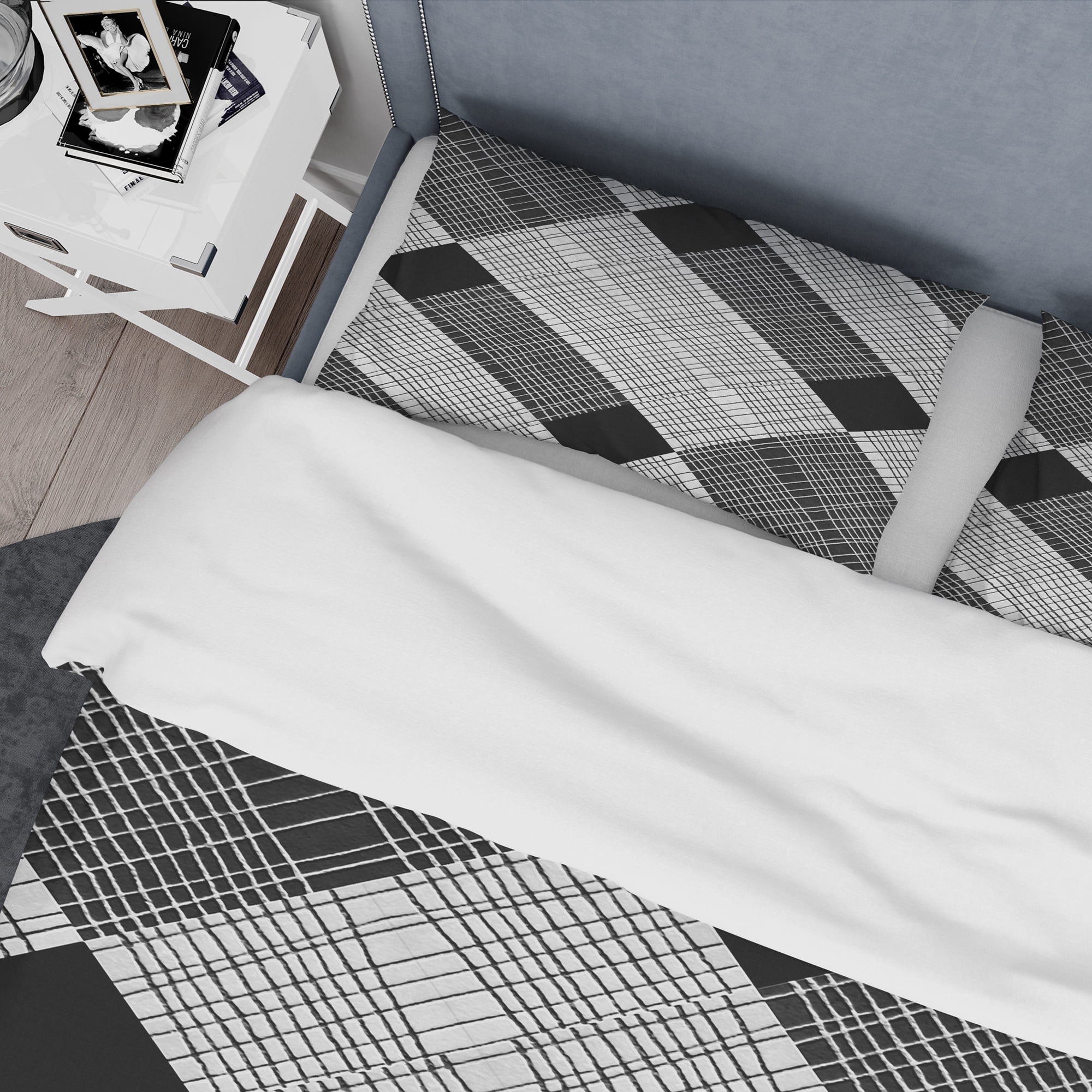 Designart 'Black and White Check Stipes Pattern' Modern & Contemporary Duvet Cover Set