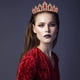 thumbnail image 4 of Coronas y tiaras de cristal con peine para niñas o mujeres, cumpleaños, Navidad, Halloween, fiestas, regalos de San Valentín, tiaras de boda, 4 of 5