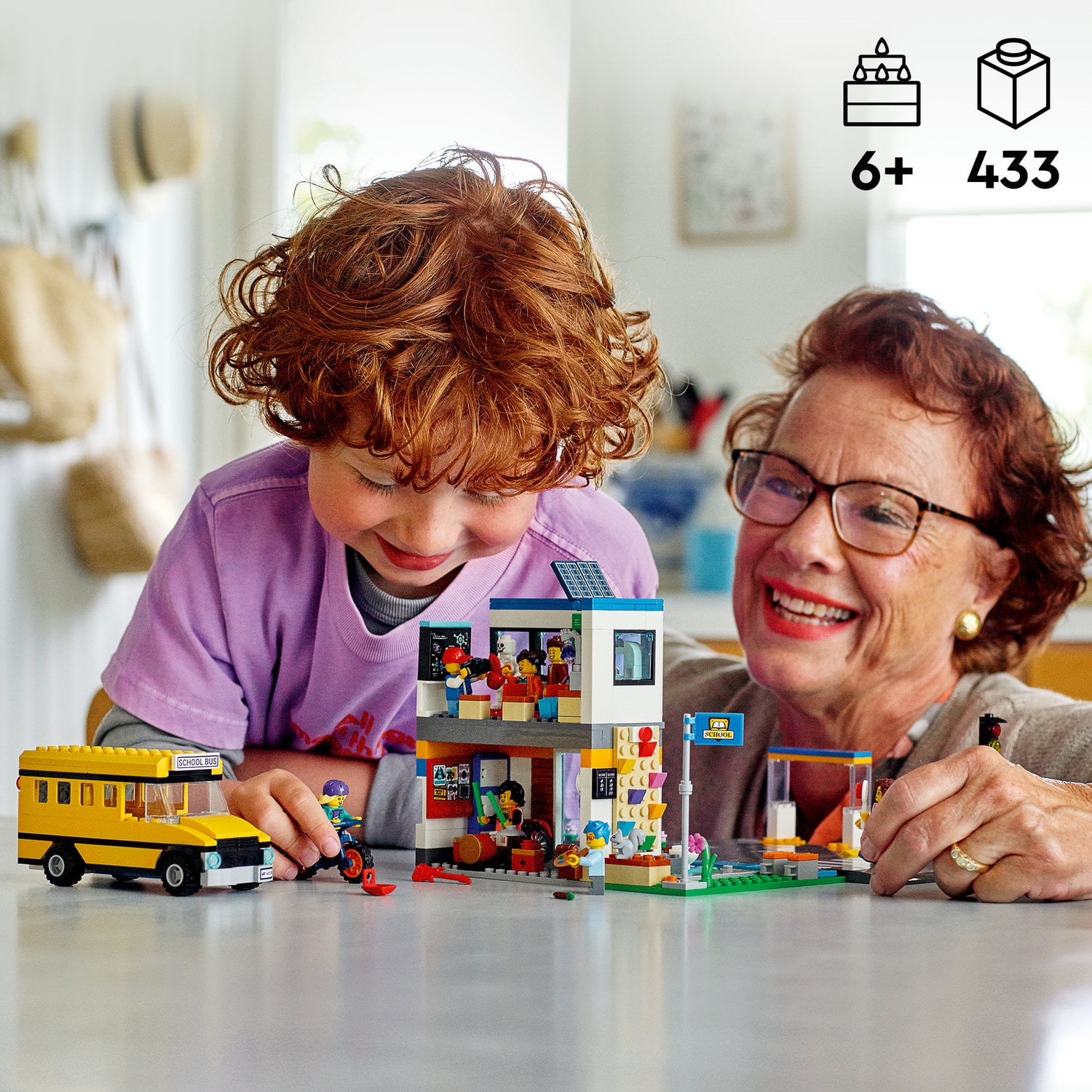 Governable Lav Landmand LEGO School Day 60329 Building Set (433 Pieces) - Walmart.com