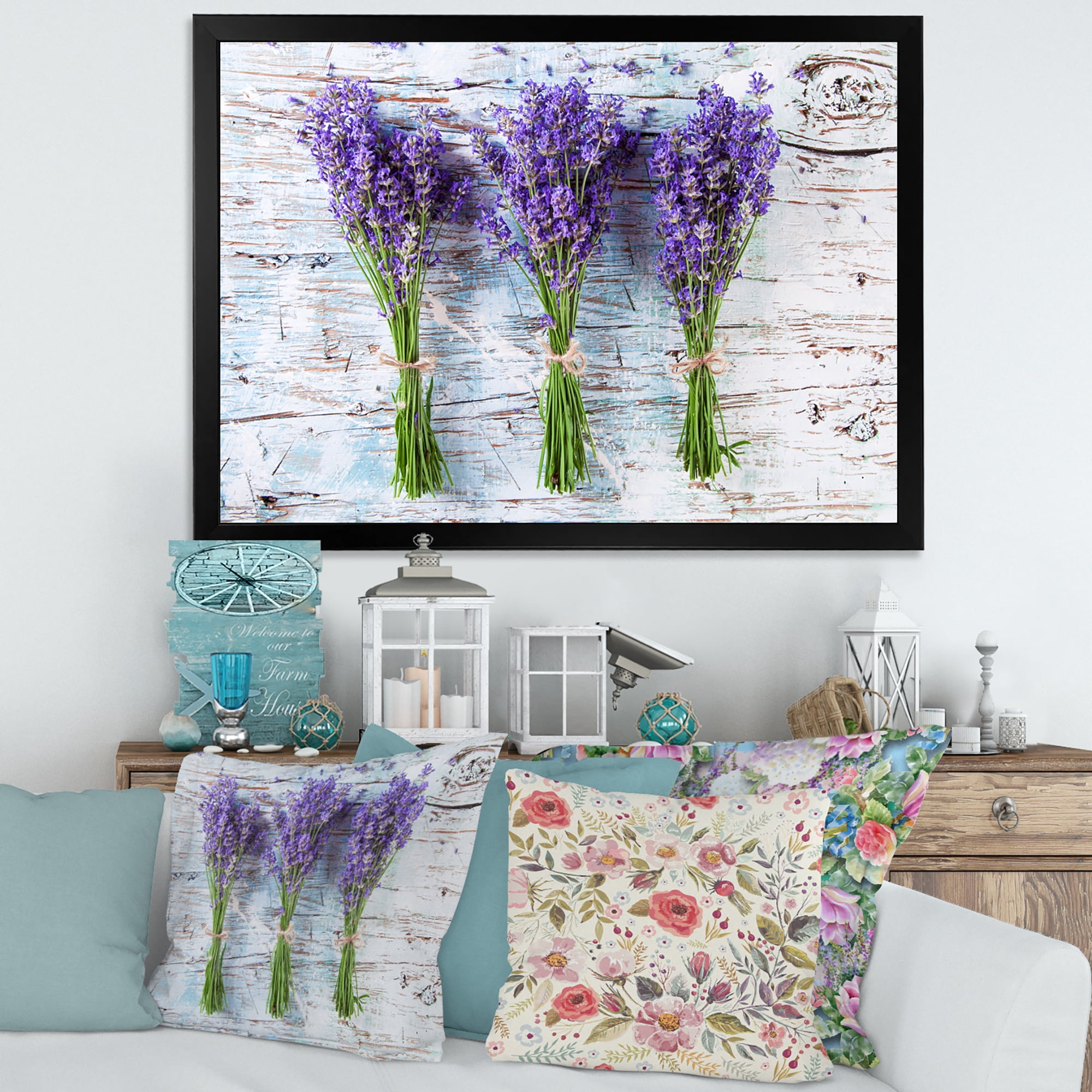 Designart 'Fresh Lavender Bouquets On Wood' Farmhouse Framed Art Print