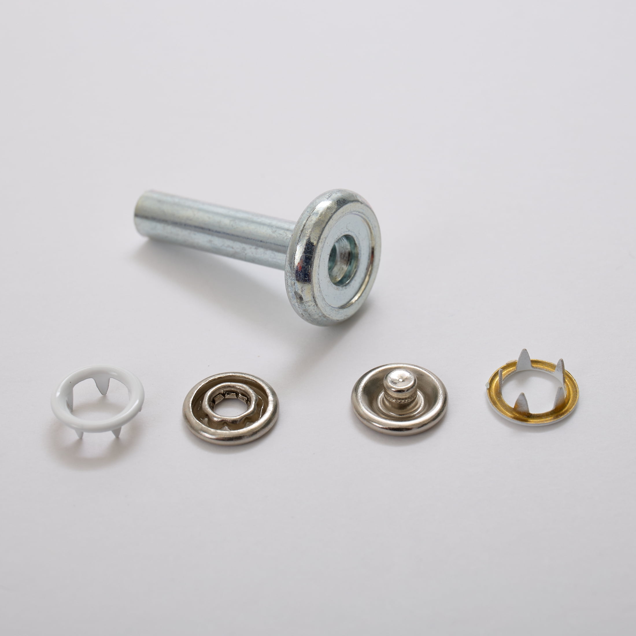 (2 pack) Hello Hobby Wht Snap Fastnrs