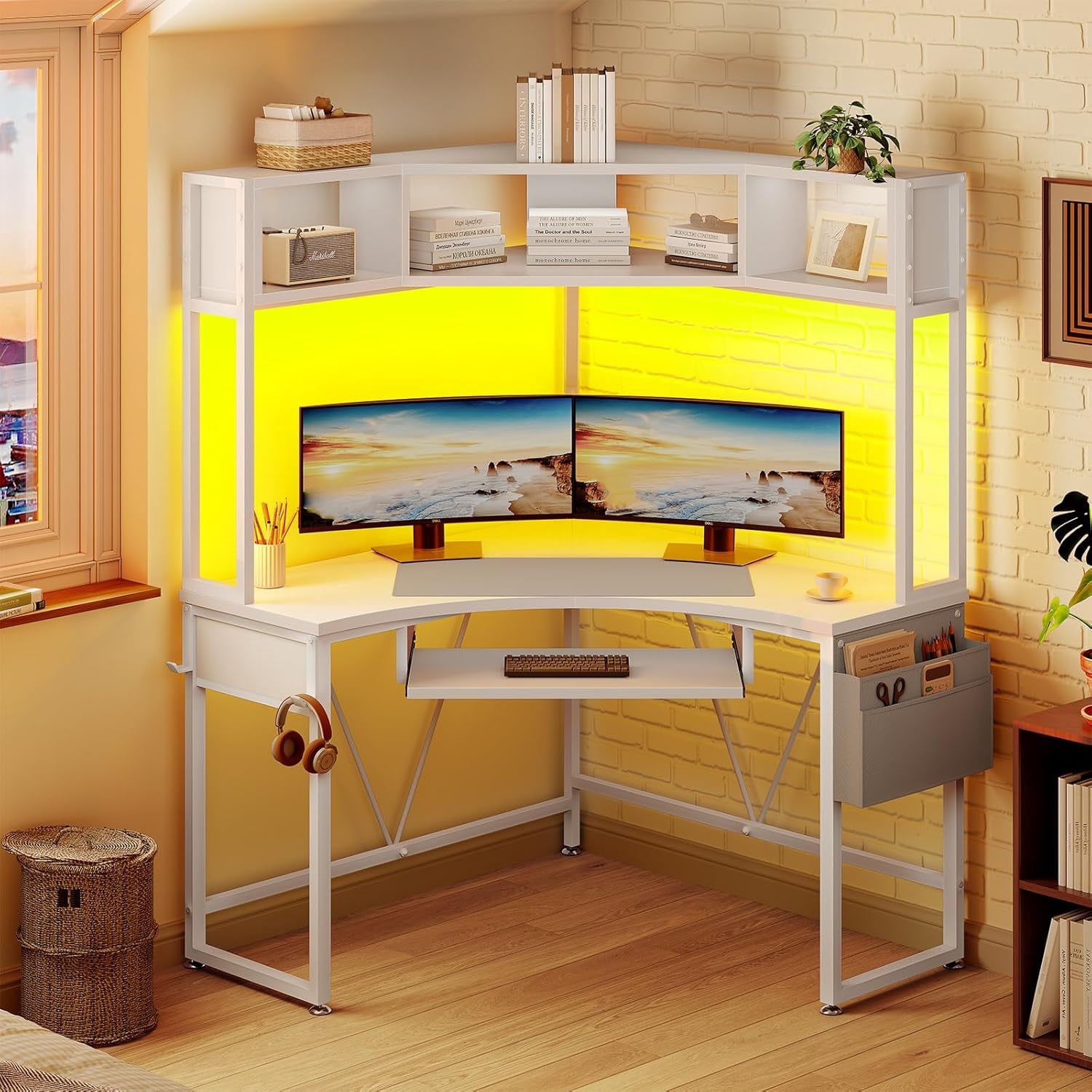 SEDETA L Shaped Desk with Hutch & Keyboard Tray, Corner Computer Desk with Storage Bag for Home Office, Writing Study Desk