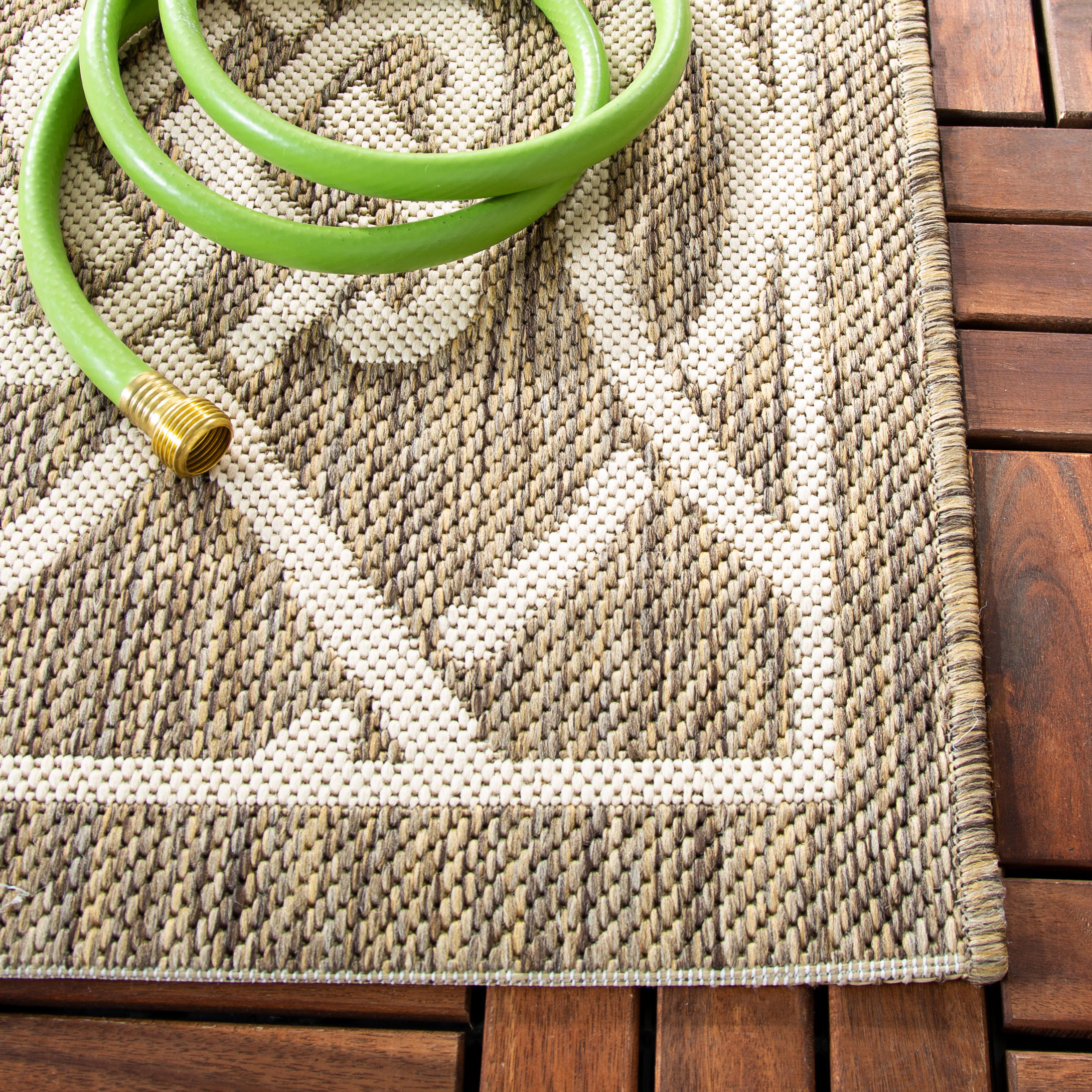 Safavieh Courtyard Finian Geometric Indoor/Outdoor Area Rug, Mocha/Light Beige, 6'7" x 9'6"