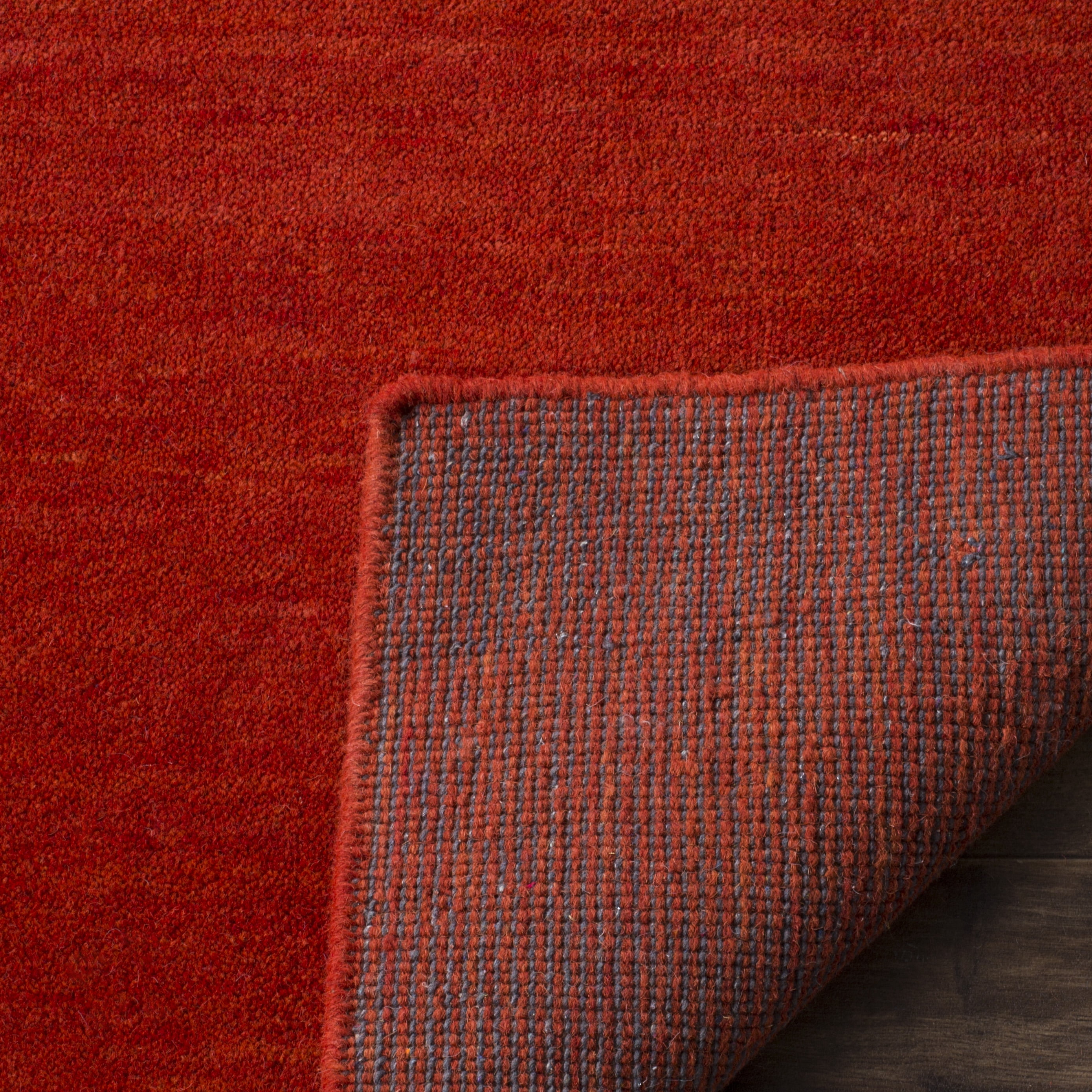 Safavieh Himalaya Dawa Solid Area Rug, Red, 3' x 5'