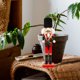 thumbnail image 5 of Adorno de cascanueces navideño, decoración de cascanueces, estatua de cascanueces de madera, decoración de mesa navideña, 5 of 7