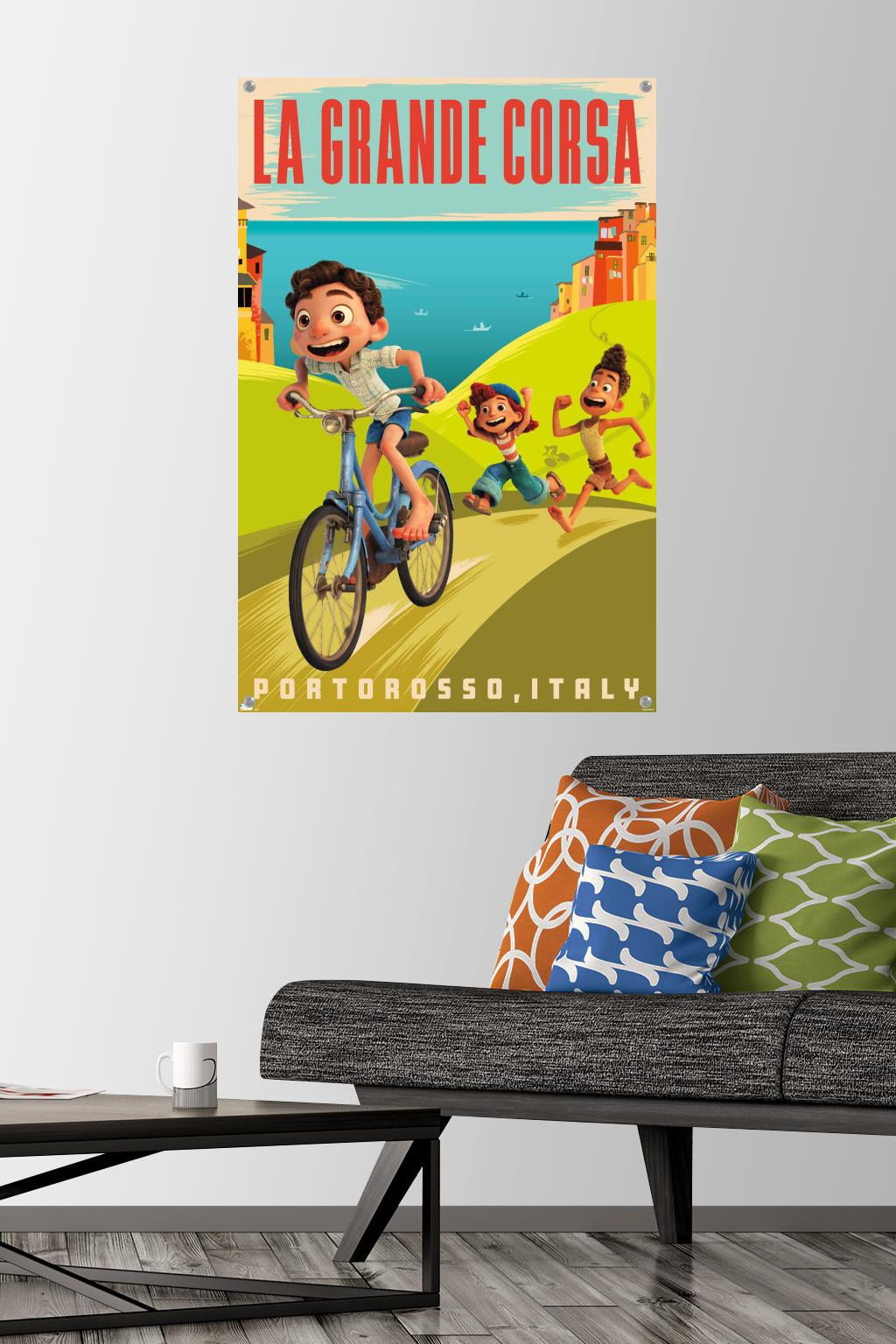 Disney Pixar Luca - La Grande Corsa Wall Poster with Pushpins, 22.375" x 34"