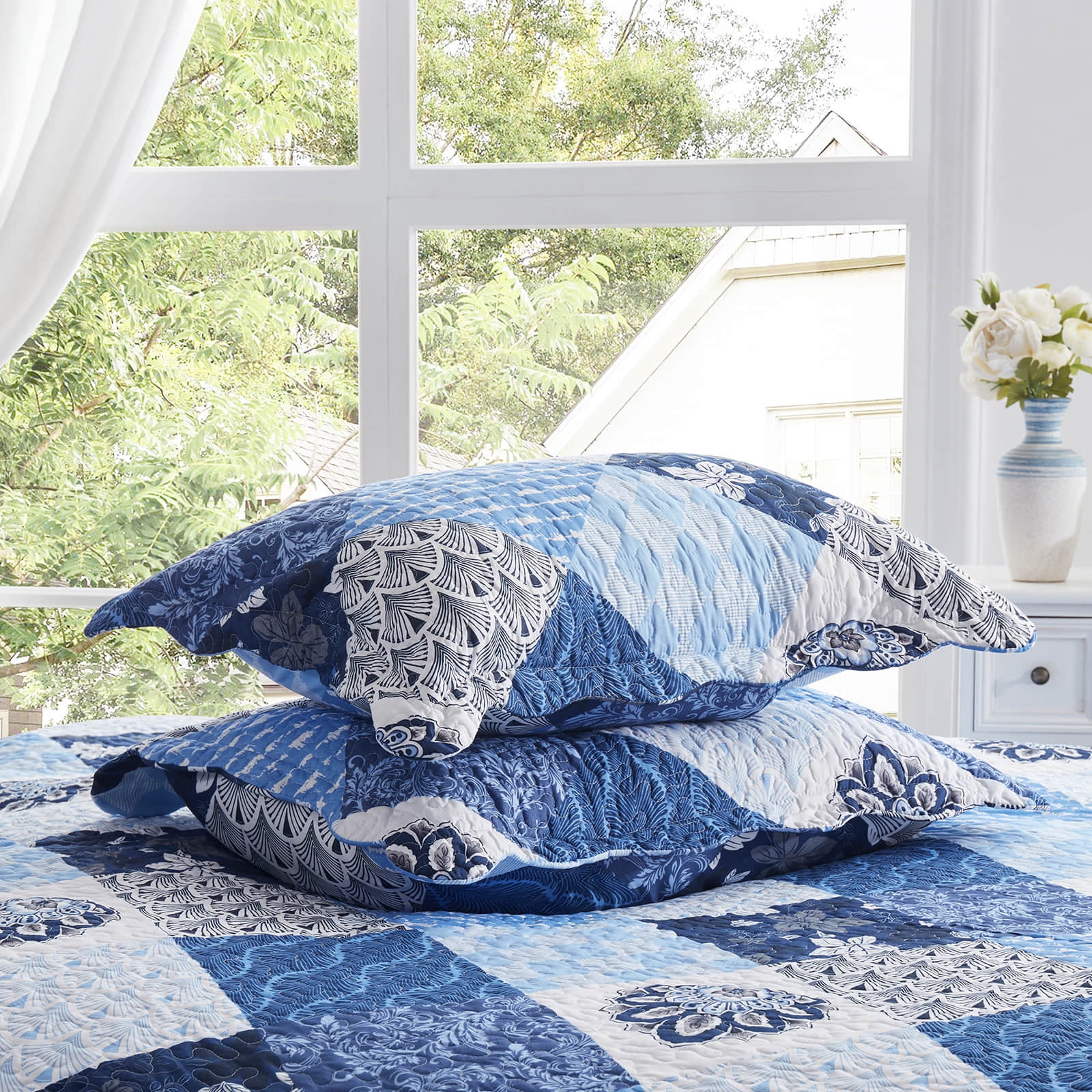 3-Piece Full/Queen Size Quilt Set - Blue Patchwork Bedspread Coverlet with 2 Pillow Shams, Microfiber