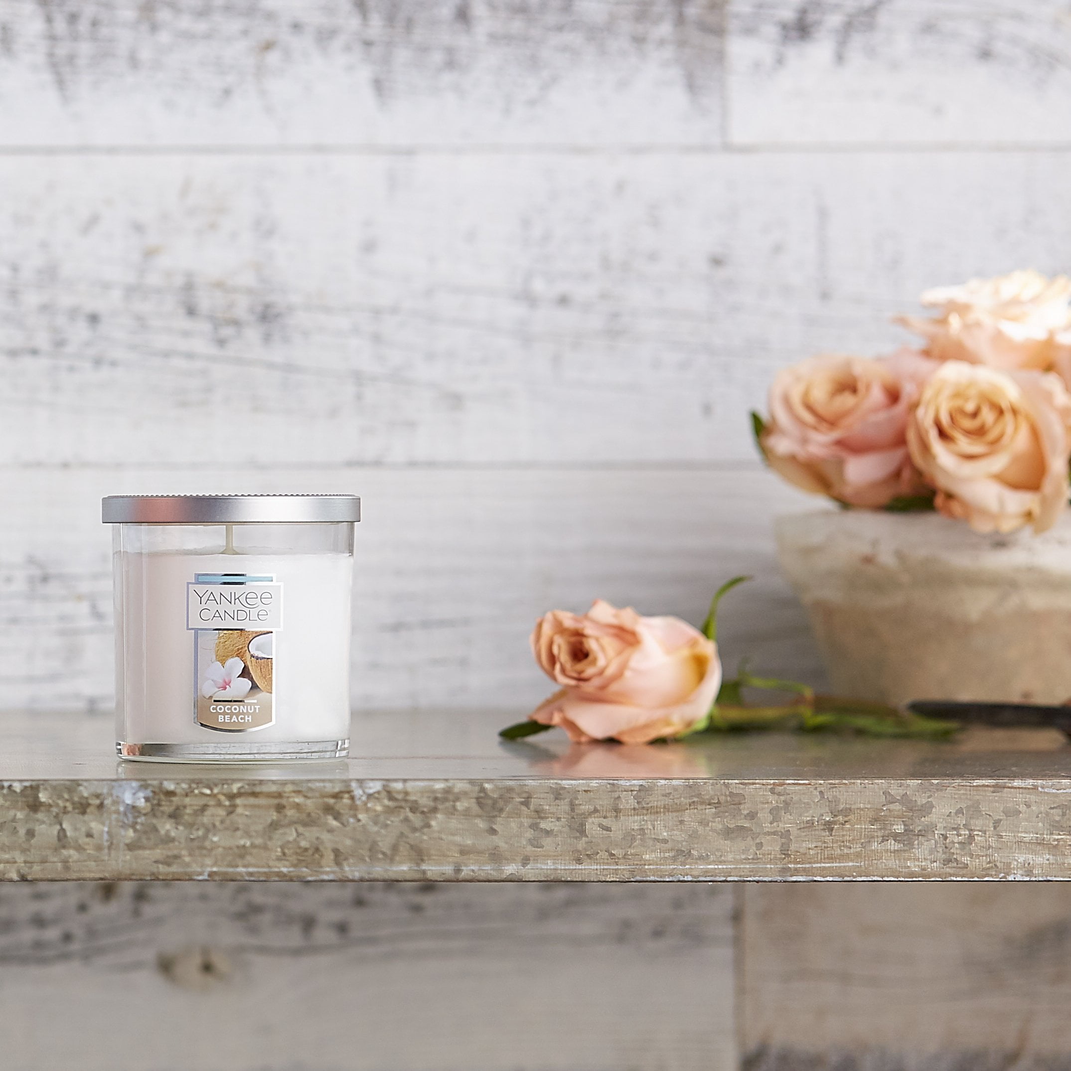 Yankee Candle Summer Scoop Scented, Classic 22oz Large Jar Single