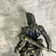 thumbnail image 3 of Estatua Retro Del Rey Mono Hecha A Mano Adorno Escritorio Oficina Coche en Miniatura, 3 of 6
