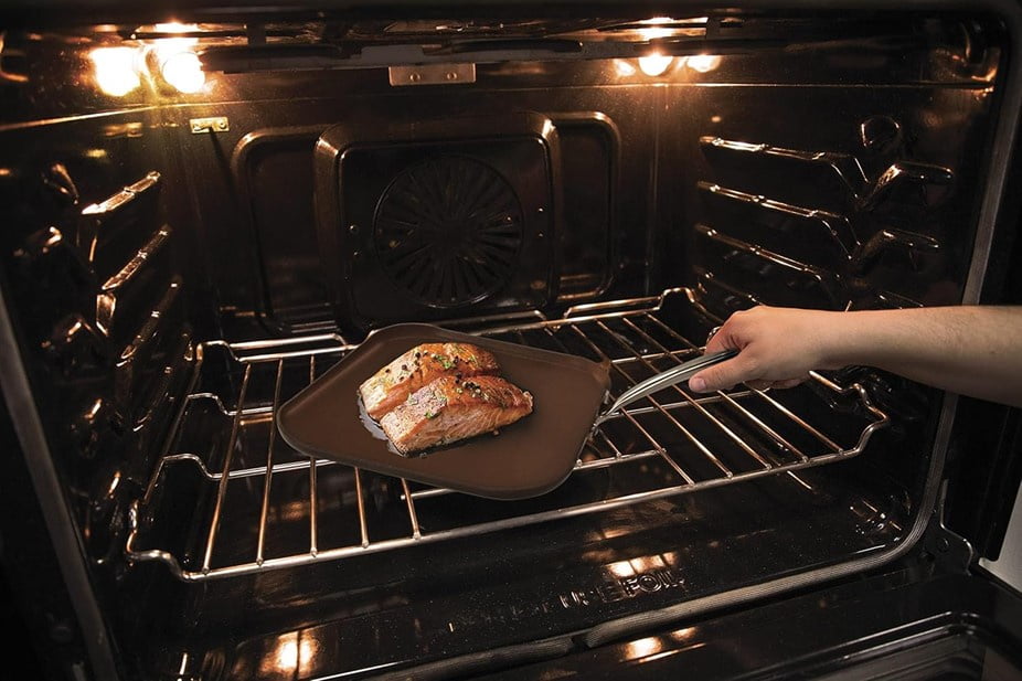Vasconia 11-Inch Square Ceramic Nonstick Griddle Pan, Heavy Gauge Aluminum, Soft Touch Handle