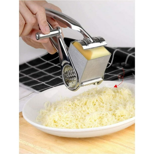 Comment nettoyer facilement une râpe à fromage ?