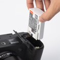 thumbnail image 3 of Batería de cámara VILTROX TLP-E6, paquete de 2, 2400 mAh, para Canon EOS, 3 of 5