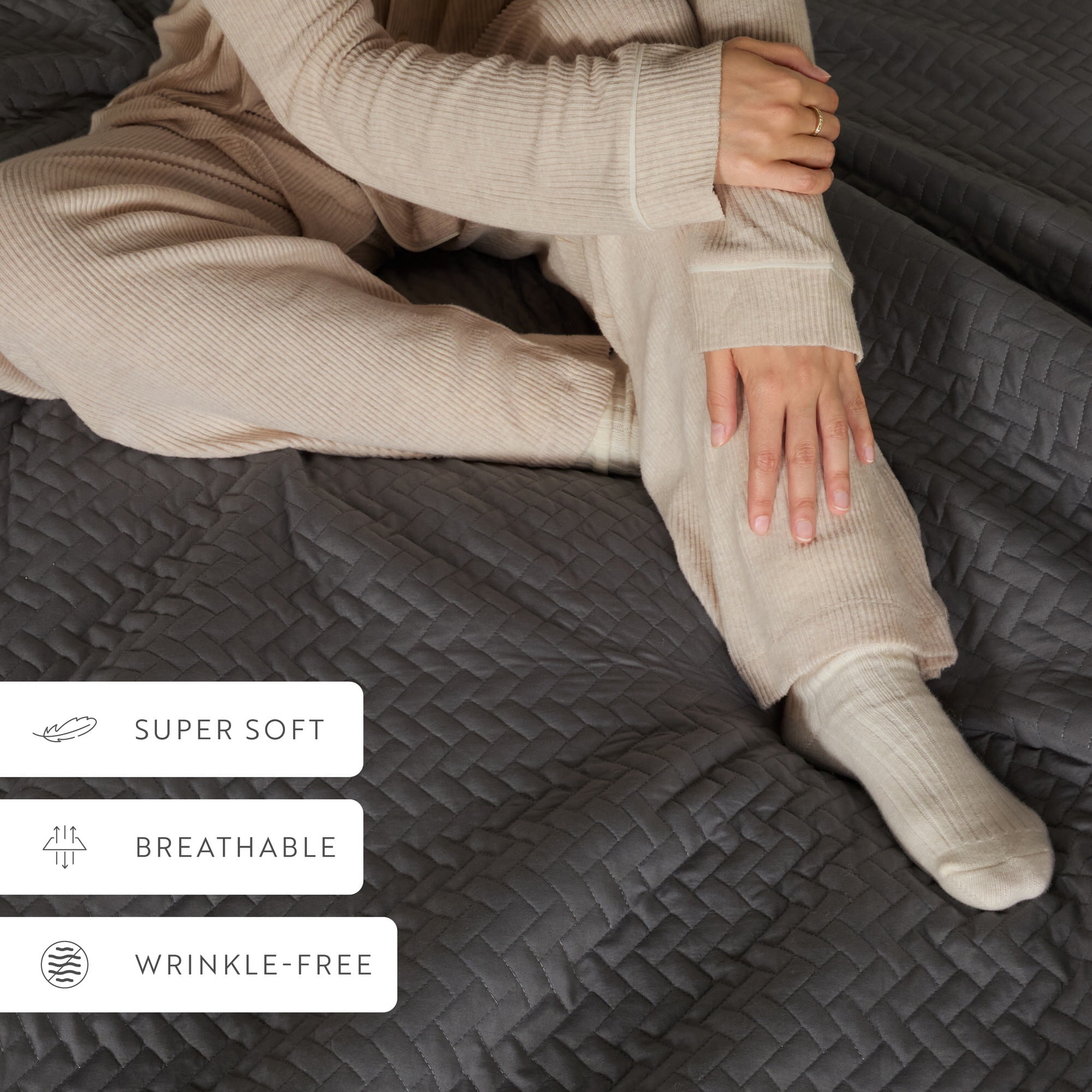 Noble Linens Gray Herringbone Pattern Quilted Coverlet, King / CalKing